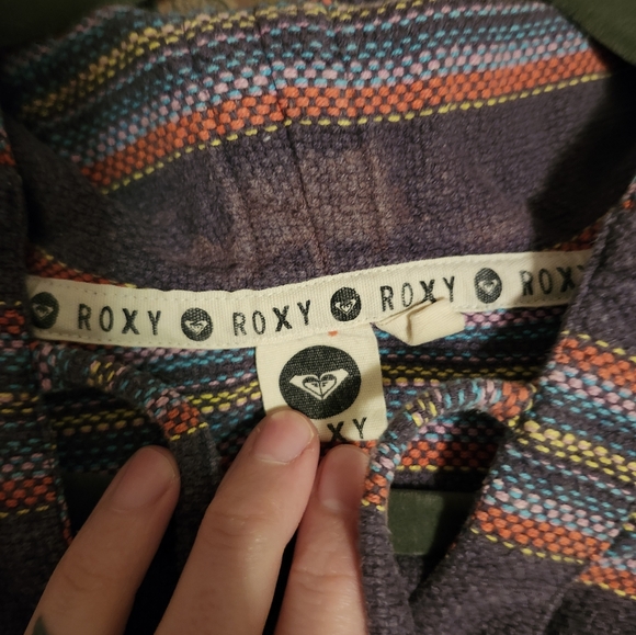 Roxy Pullover - Picture 2 of 10